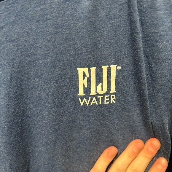 Fiji Water Promo T-shirt - Picture 2 of 4